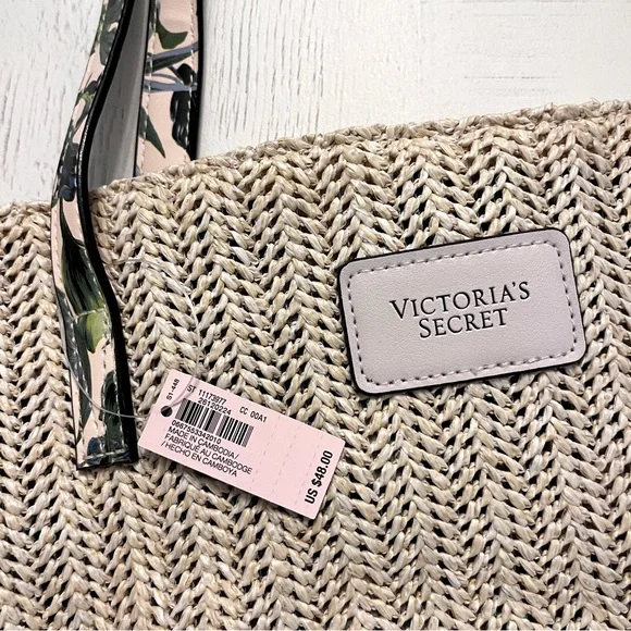 Victoria’s Secret bag - Picture 1 of 5